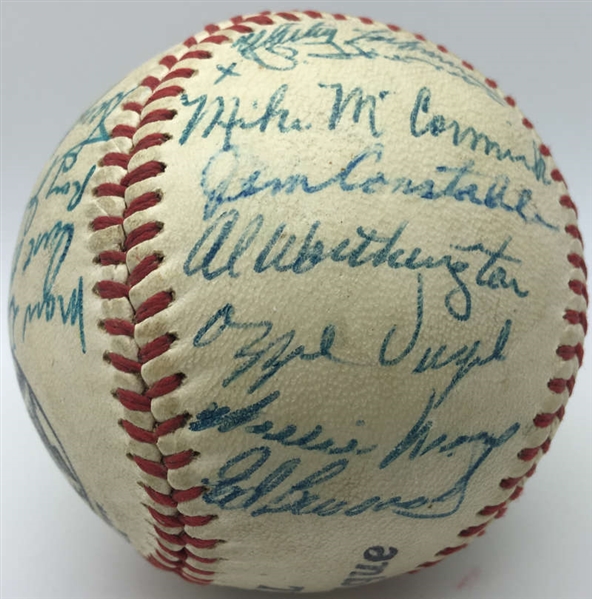 1957 New York Giants Team Signed Near-Mint Baseball w/ Vintage Mays! (JSA)