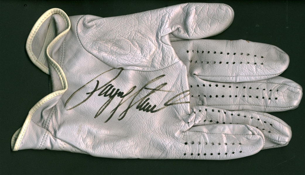 Payne Stewart Signed c. 1993 Golf Glove (Beckett/BAS Guaranteed)