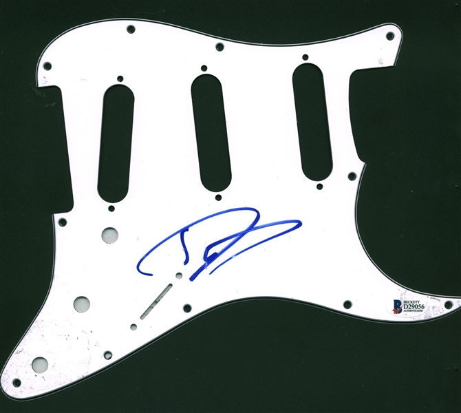 Nirvana: David Grohl Signed Stratocaster Style Pickguard (Beckett/BAS)