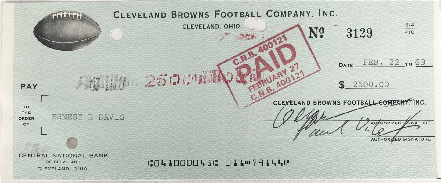 Ernie Davis Signed Cleveland Browns Paycheck (PSA/DNA)