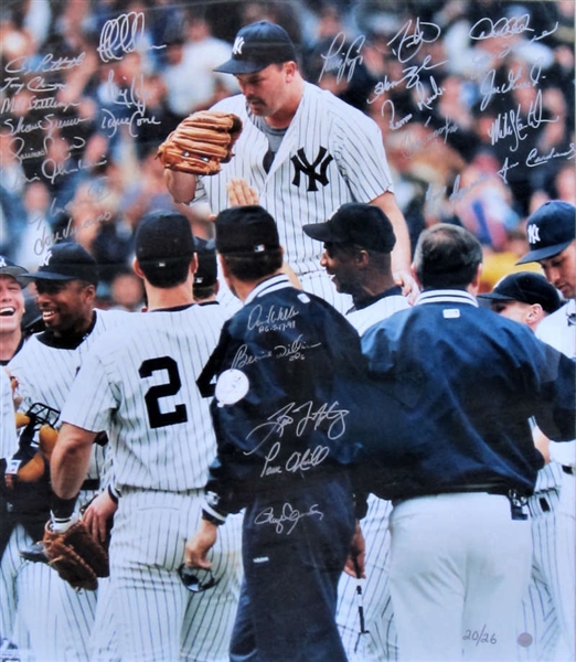 1998 New York Yankees Team Signed 16" x 20" David Wells Perfect Game Photograph w/ Jeter, Rivera & Others! (Beckett/BAS)