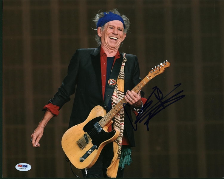 The Rolling Stones: Keith Richards Signed 11" x 14" On-Stage Photograph (PSA/DNA)