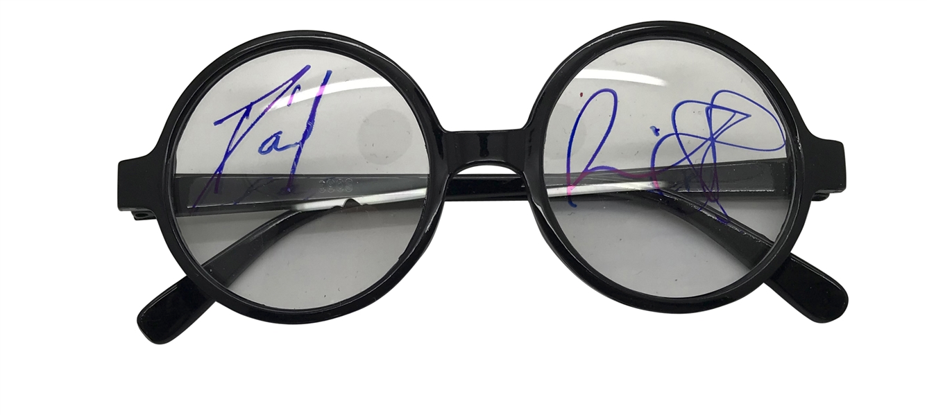 Harry Potter: Daniel Radcliffe Signed Harry Potter Glasses (Beckett/BAS)