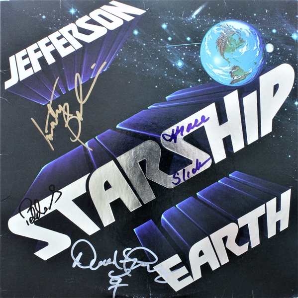 Jefferson Starship Group Signed "Earth" Record Album (4 Sigs)(Beckett/BAS)