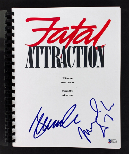 Michael Douglas & Glenn Close Dual-Signed "Fatal Attraction" Script (BAS/Beckett)