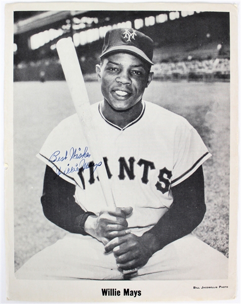 Willie Mays Vintage Signed 8" x 10" Giants Magazine Photograph w/ Rookie-Era Signature (JSA)