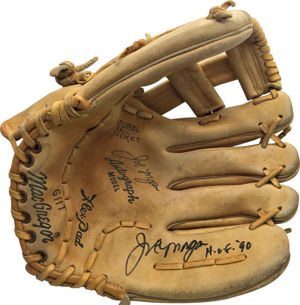 Joe Morgan Signed Personal Model MacGregor Baseball Glove (JSA)