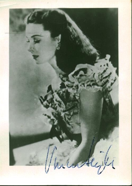 Vivien Leigh Signed 2.5" x 3.5" Vintage Photograph (JSA)