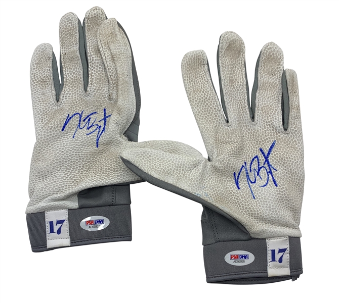 Kris Bryant Signed & Game Used Batting Gloves (PSA/DNA)