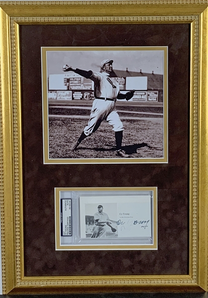 Cy Young Signed 3" x 5" Magazine Photograph(PSA/DNA)