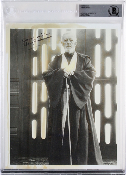 Alec Guinness Signed 8" x 10" B&W Photograph as Obi Wan Kenobi (Beckett/BAS Encapsulated)