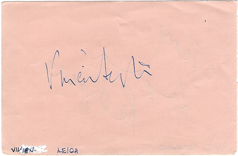 Vivien Leigh Signed Vintage Album Page (Beckett/BAS Guaranteed)