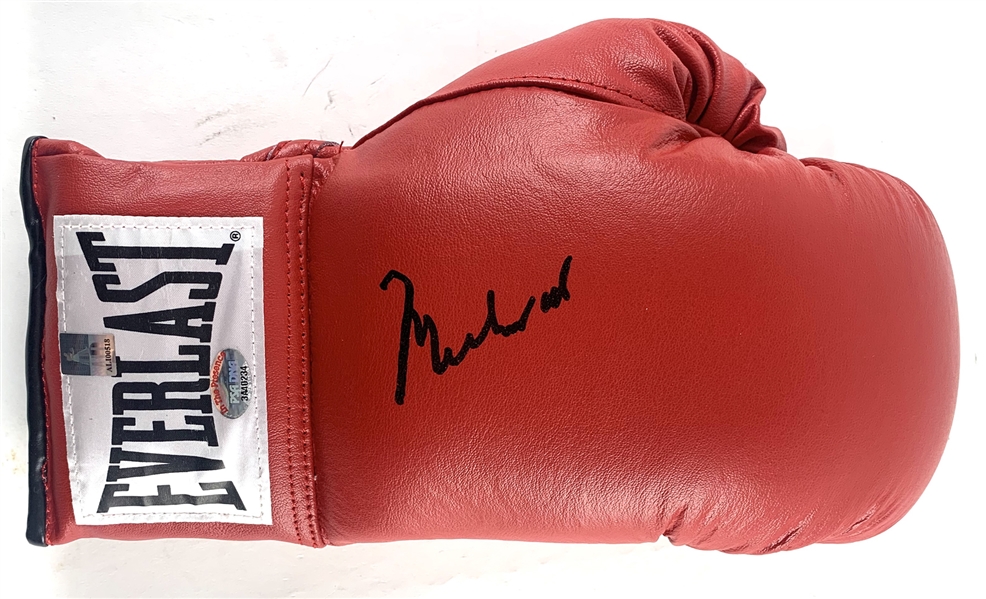Muhammad Ali Signed Everlast Boxing Glove with PSA/DNA Graded GEM MINT 10 Autograph! (PSA/DNA & Ali COAs)