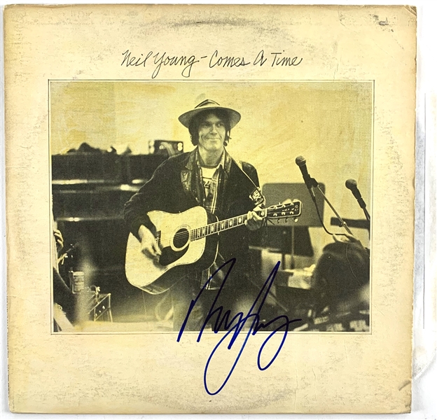 Neil Young Signed "Comes A Time" Record Album Cover (Beckett/BAS Guaranteed)