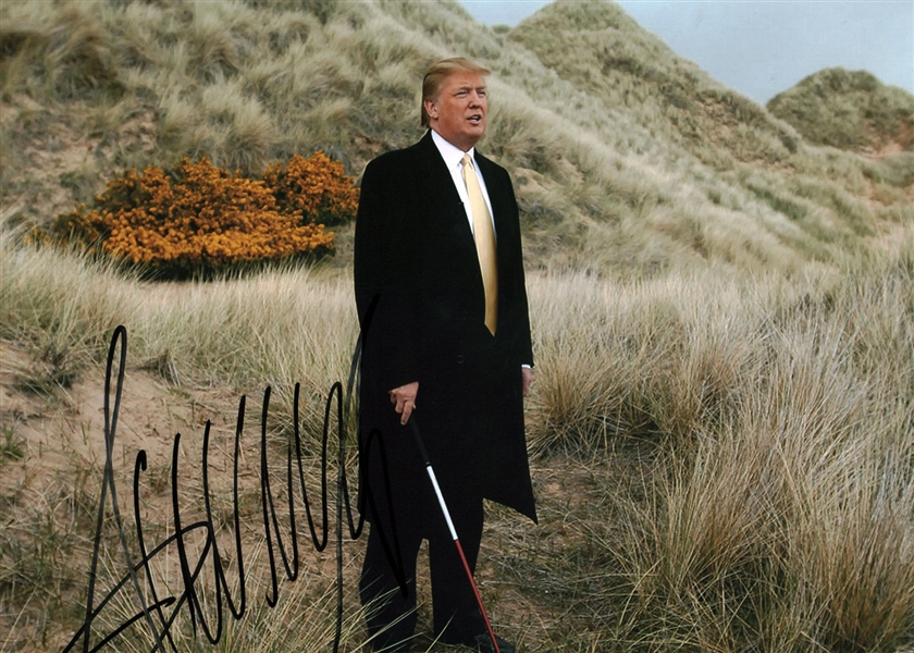 Donald Trump Signed 11" x 14" Photograph at Trump Scotland Course (PSA/DNA)