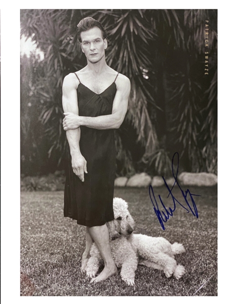 Patrick Swayze In-Person Signed 9.25" x 13.5" Book Page Photograph (Beckett/BAS Guaranteed)