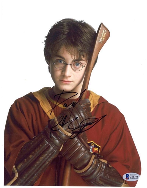 Daniel Radcliffe Signed 8" x 10" Photograph as Harry Potter (BAS/Beckett)