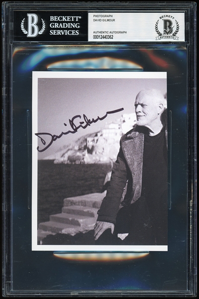 Pink Floyd: David Gilmour Signed 4.25" x 5.25" B&W Photograph (Beckett/BAS Encapsulated)(Floyd Authentic Guaranteed)