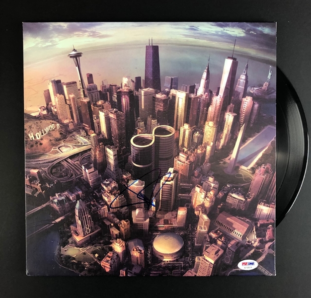 David Grohl Signed Foo Fighters "Sonic Highways" Album (PSA/DNA)