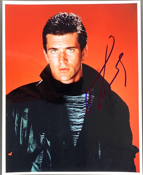 Mel Gibson Signed 8" x 10" Color Photograph (JSA COA)
