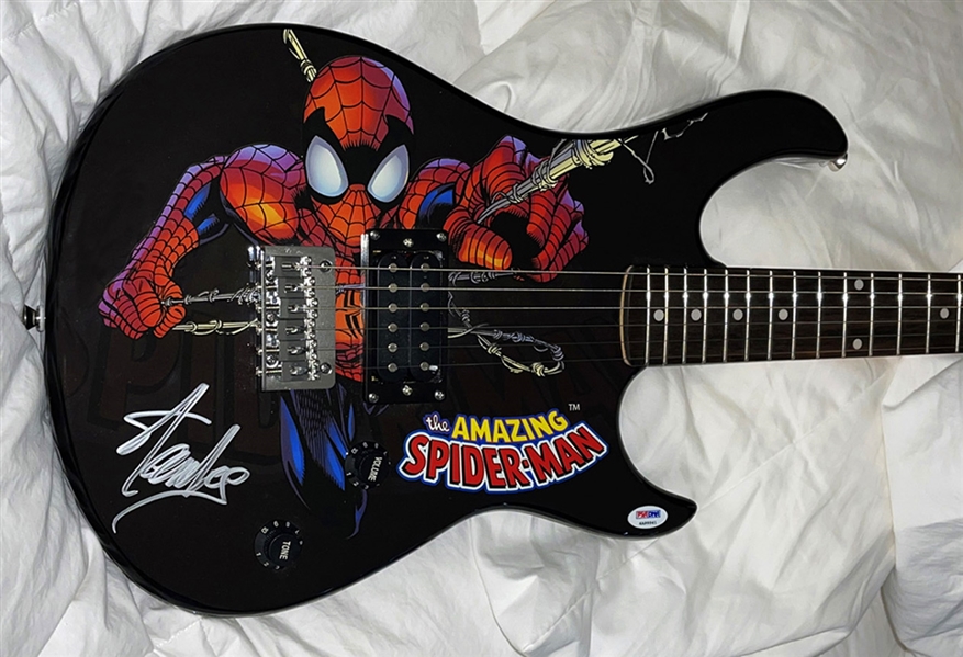 Peavey Custom Edition Guitar SPIDER-MAN Signed By STAN LEE! PSA/DNA