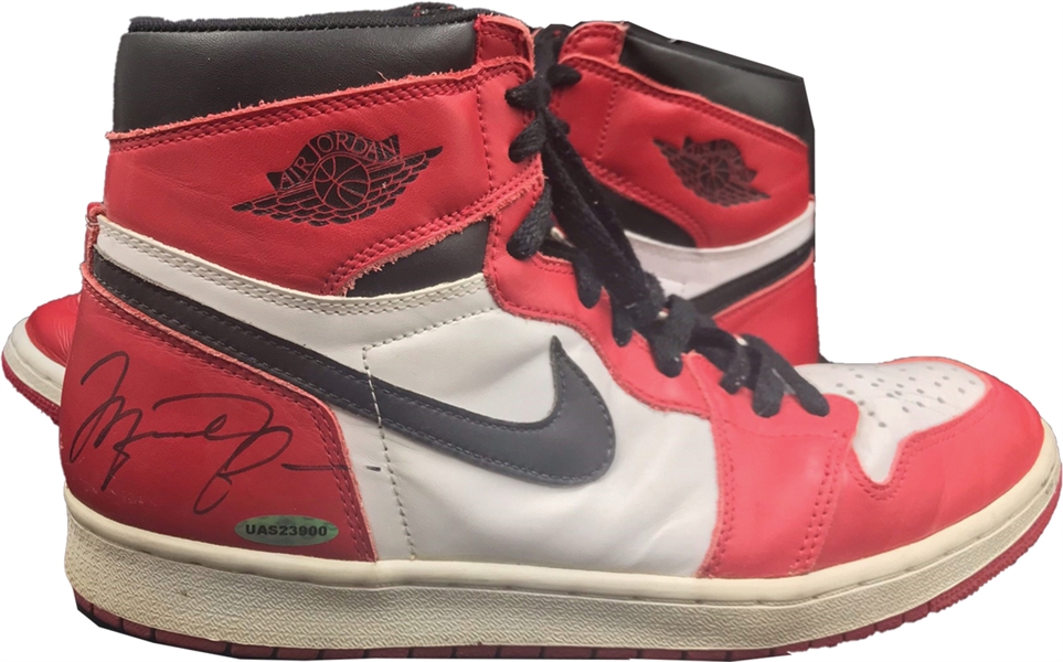 Michael Jordan Signed Nike Air Jordan I Anniversary Issue Shoes (UDA)