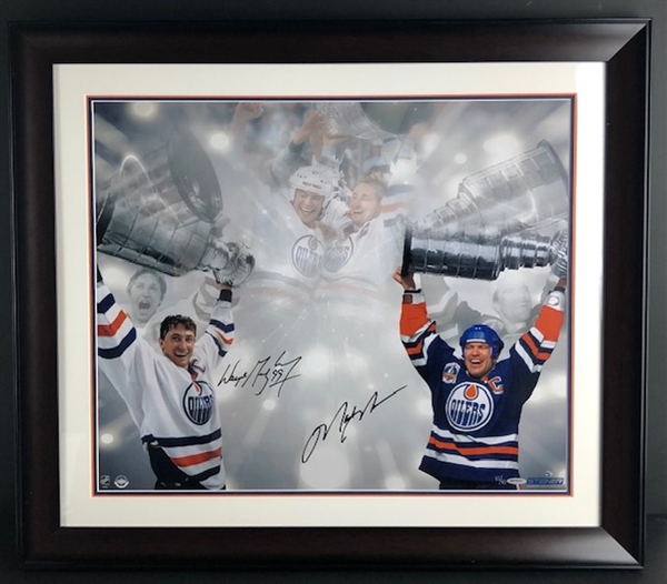 Wayne Gretzky & Mark Messier Signed 24” x 20” Photo Framed (Steiner) (Beckett/BAS Guaranteed) 