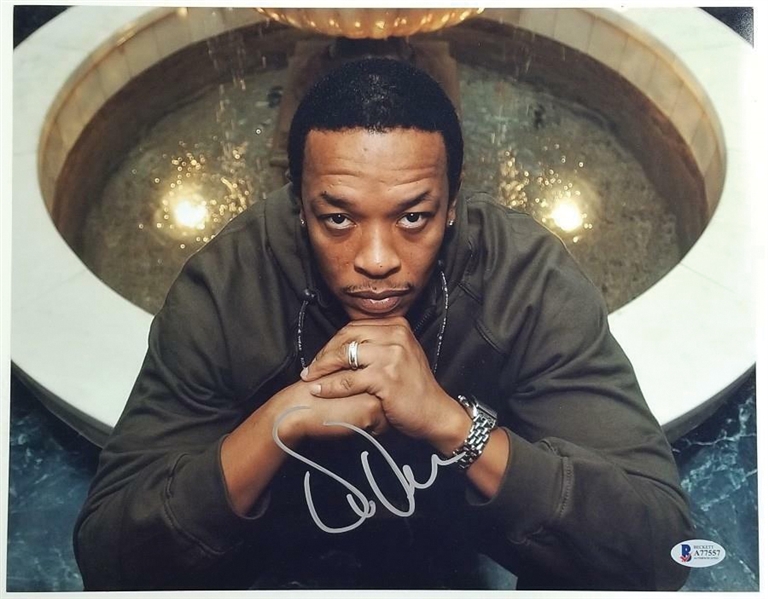 Dr. Dre Oversized Signed 14" x 11" Signed Photo (Beckett/BAS Authentication) 