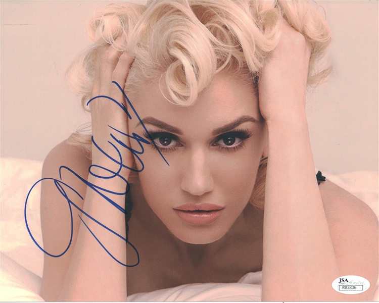 Gwen Stefani Signed 10" x 8" Photograph (JSA)