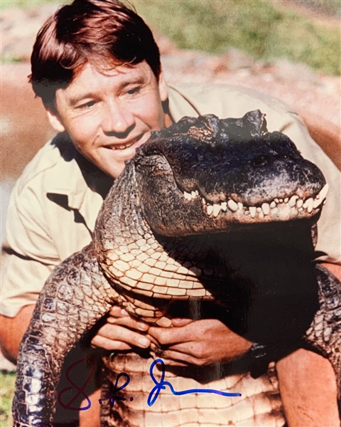Steve Irwin (Crocodile Hunter) Rare Signed 8" x 10" Color Photo (Beckett/BAS LOA)