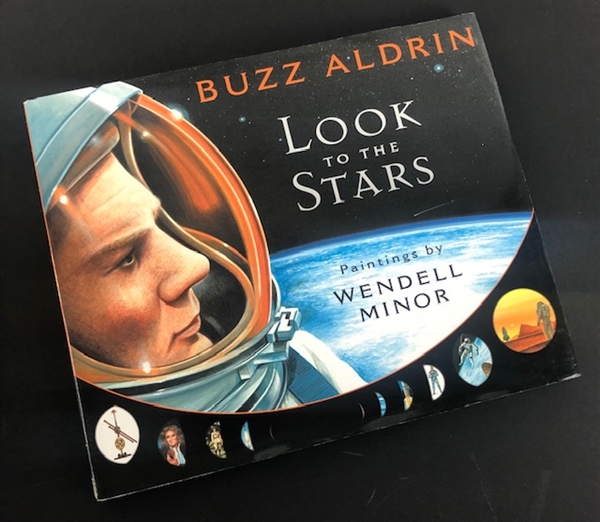 "Look to the Stars" Hardcover Book Signed by Buzz Aldrin (Beckett/BAS Guaranteed)