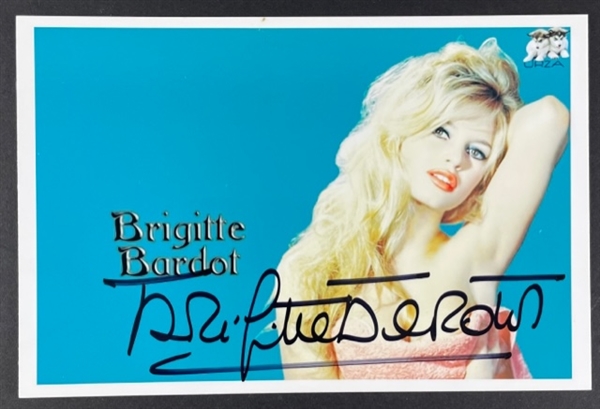 Brigitte Bardot Signed 6" x 4" Photograph (Beckett/BAS)