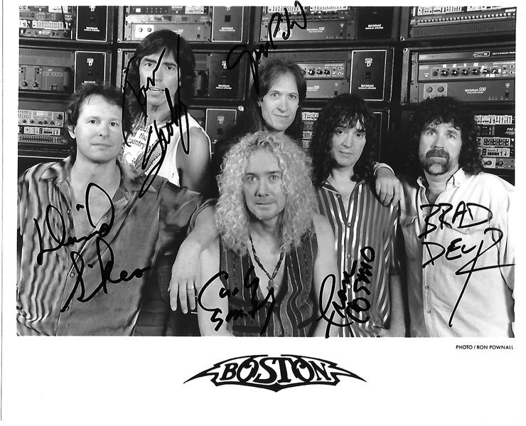 Boston Group Signed Promotional Photograph (6/Sigs) (Curly Smith LOA)(Beckett/BAS Guaranteed)