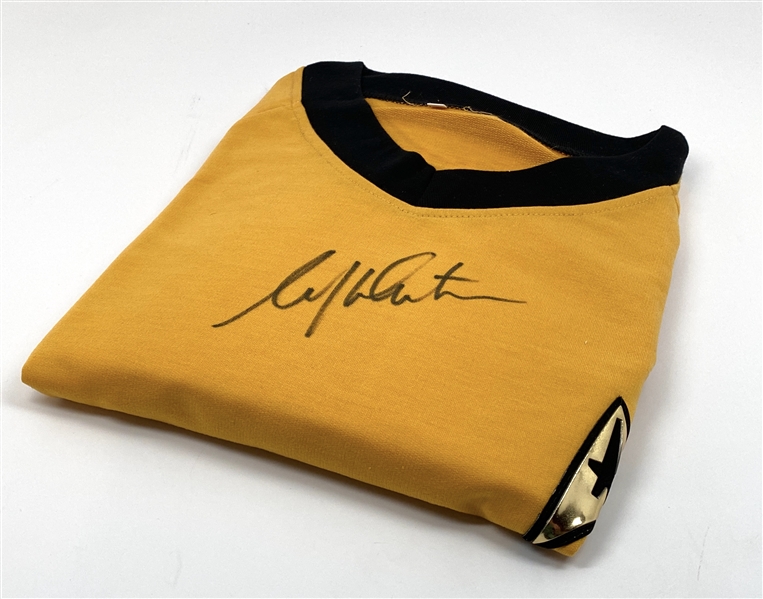 Star Trek: William Shatner Signed Star Trek Tunic Shirt (Beckett/BAS Guaranteed) 