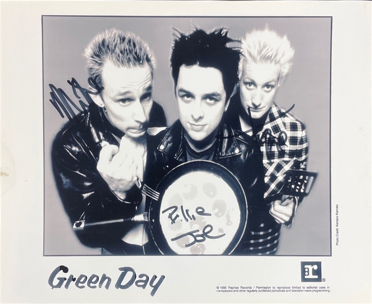 Green Day: Group Signed 8" x 10" 1998 Press Photo (JSA LOA)