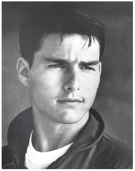 Tom Cruise Signed Vintage “Top Gun” Promotional Photo (Beckett/BAS Guaranteed)