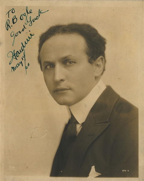 Harry Houdini Impressive Signed 8” x 10” Photo (JSA LOA) 