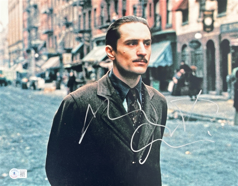 Robert De Niro Signed 11" x 14" Photograph (Beckett/BAS)