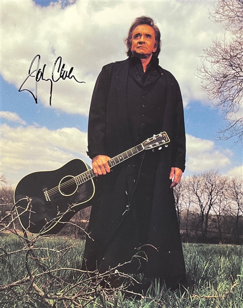 Johnny Cash Signed 8" x 10" Photograph (Beckett/BAS)