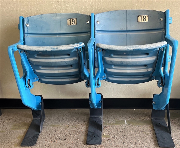 NY Yankees: A Pair of Seats from the Original Yankee Stadium (MLB Holo)