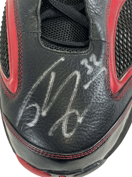 Shaquille O'Neal Signed & Game Used Personal Model Shoe (PSA/DNA)