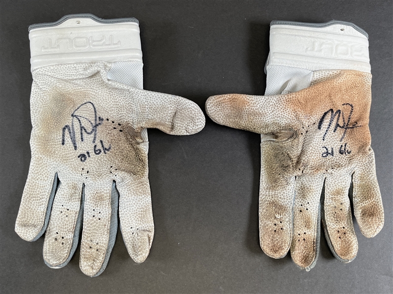 Mike Trout Signed & 2021 Game Used Batting Gloves (Third Party Guaranteed)
