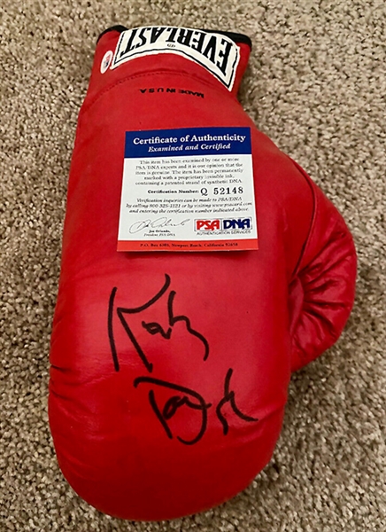 Kirk Douglas IN-PERSON Signed Everlast Boxing Glove! (PSA/DNA)