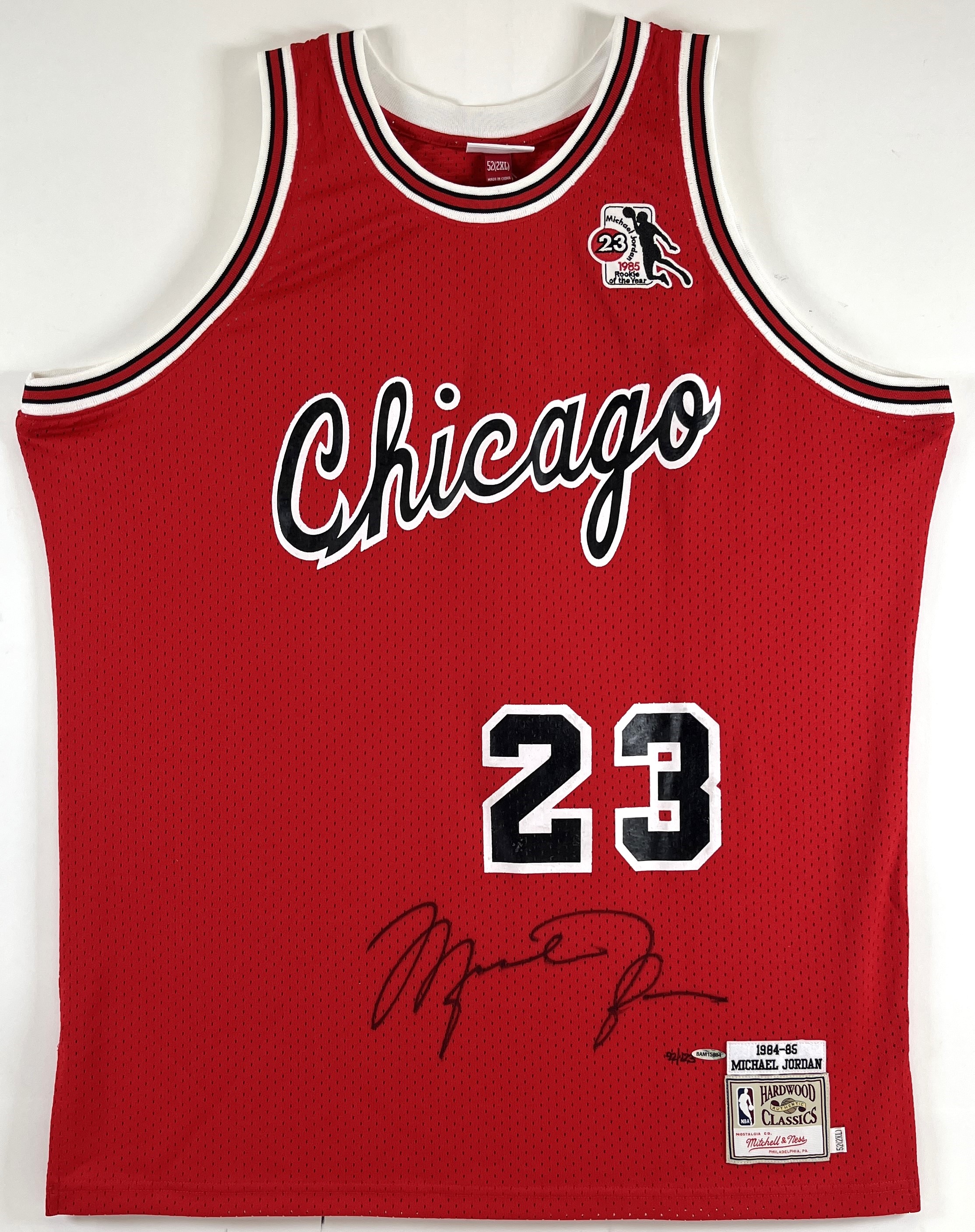Michael Jordan Signed 1984 Rookie Chicago Bulls Game Model Warmup Jacket  UDA COA
