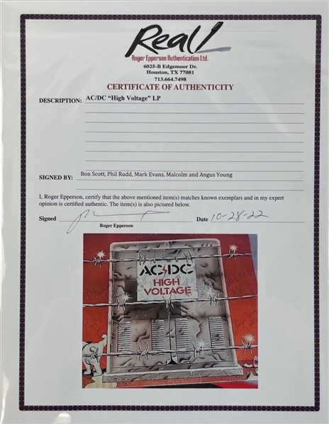 AC/DC Vintage Group Signed High Voltage RARE First Issue Album w/ Bon Scott! (5 Sigs)(Epperson/REAL)