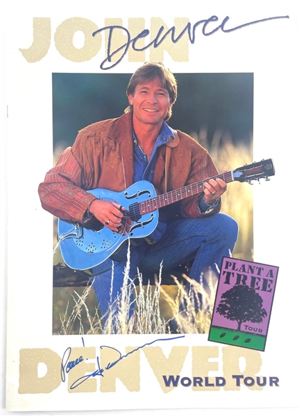 John Denver Signed 1992 World Tour Concert Program (Beckett/BAS)