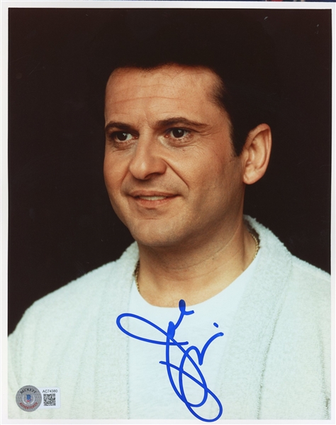 Joe Pesci Signed 8" x 10" Photo (Beckett/BAS)