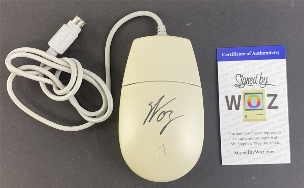 Stephen "Woz" Wozniak Signed Apple Computer Mouse (Woz COA)