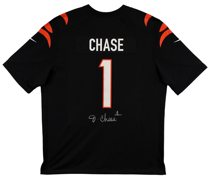 JaMarr Chase Signed Bengals Nike Black Game Jersey (Beckett/BAS Witnessed)