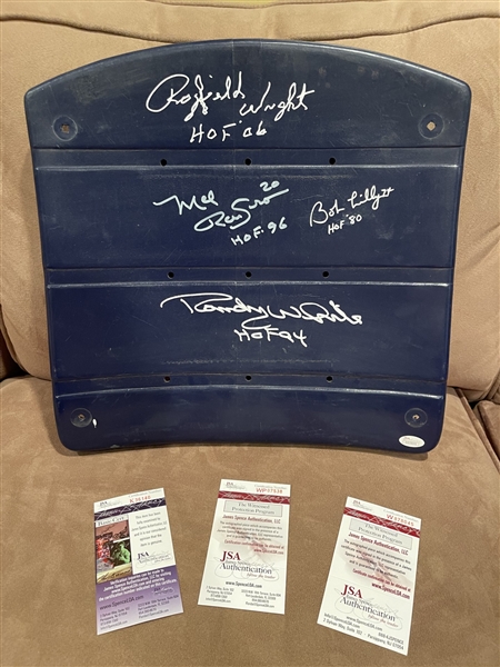 Cowboy Hall of Famers Multi-Signed Texas Stadium Seat w/ Lilly, White, Wright, & Renfro (JSA)(Texas Stadium COA)